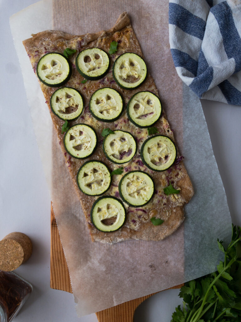 Flammkuchen mit Zucchini