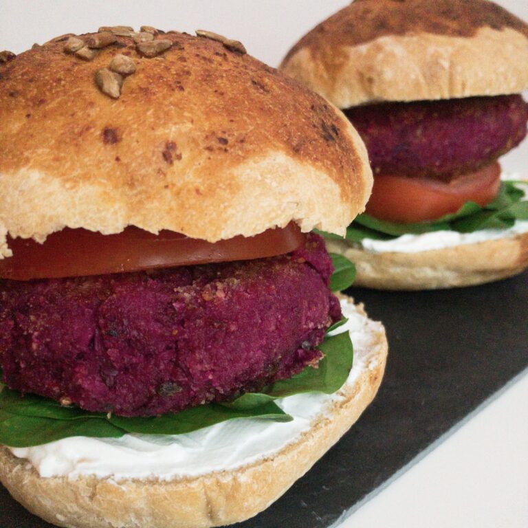 Read more about the article Vegane Burger Patties aus Jackfrucht und Rote Beete