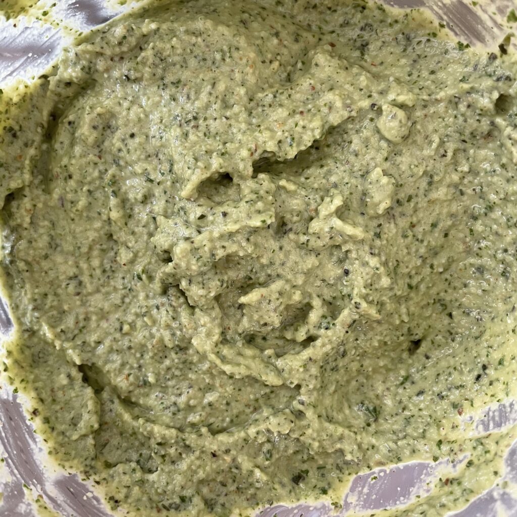 Basilikum-Minze Pesto