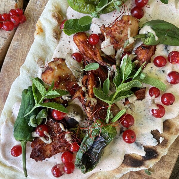 Flatbread mit Austernpilzen vom Grill
